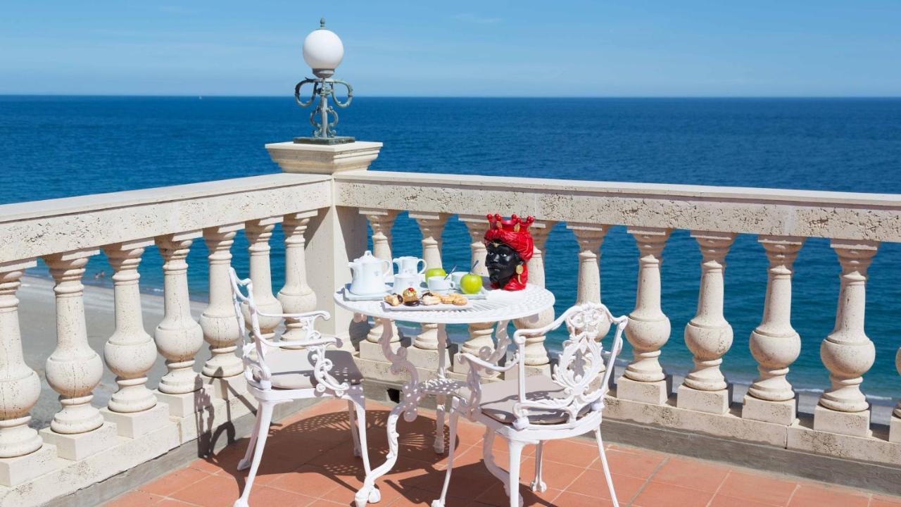 Hellenia Yachting & Hotel