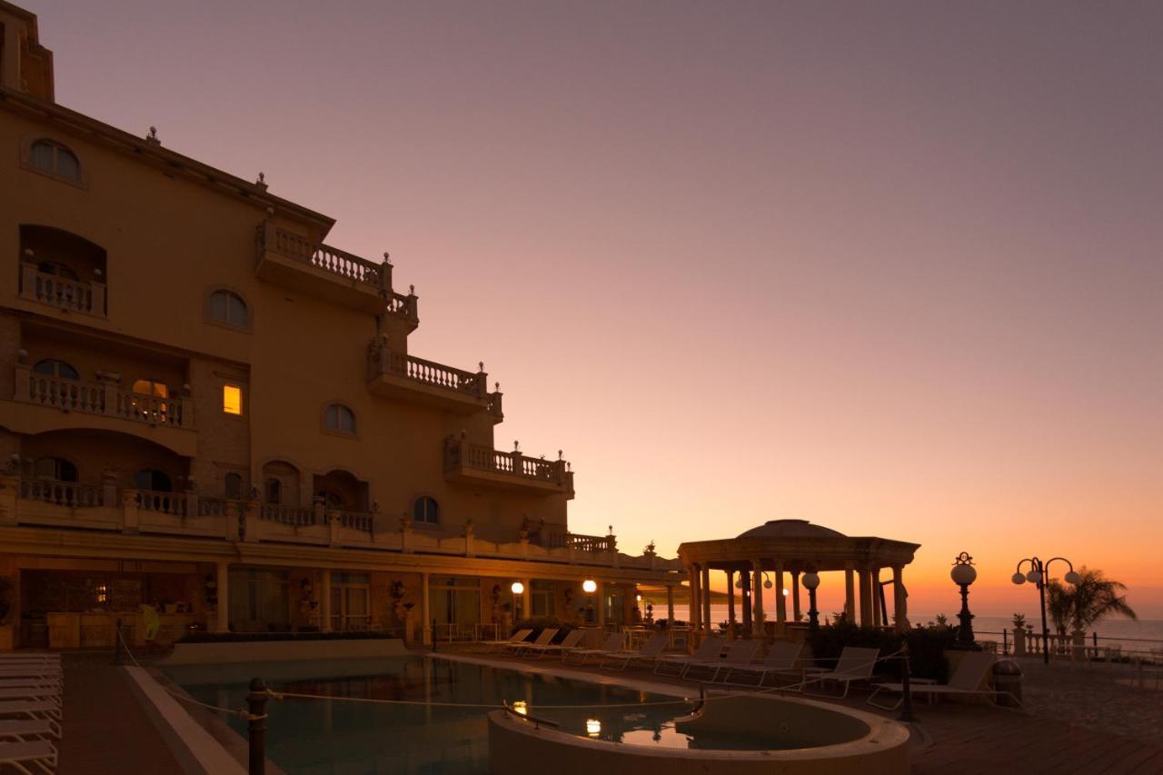 Hellenia Yachting & 4* Giardini Naxos