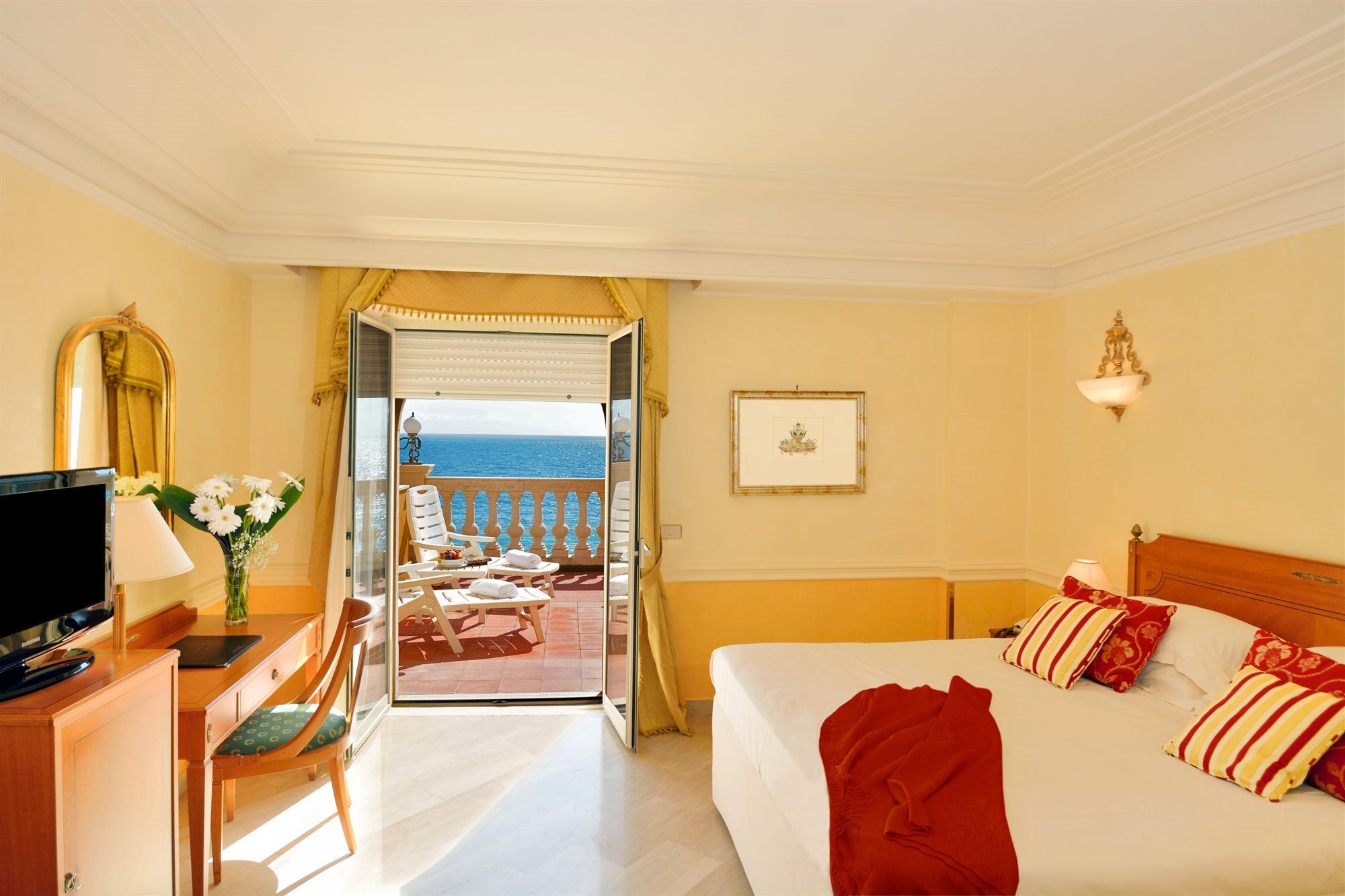 Hotel Hellenia Yachting & 4*